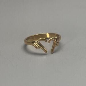 Y2K Vintage Gold Hand Heart Ring – Adjustable Size, Unisex, Brand New